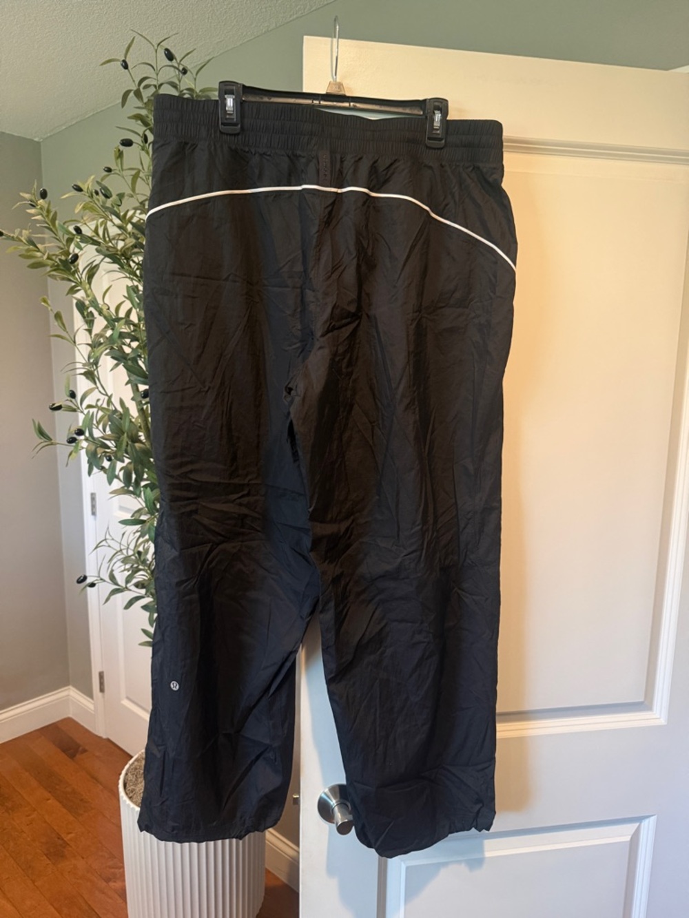 Lululemon License to Train set - Picture 6 of 8